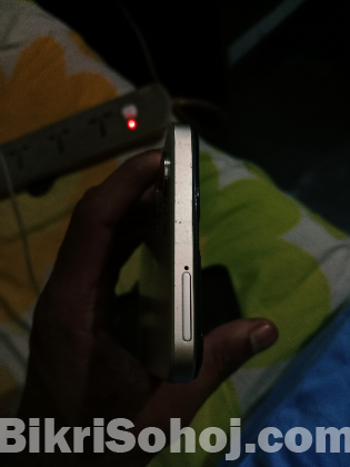 Vivo Y16